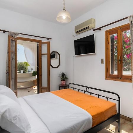 Grandpa'S Yard Apartman Adámasz Kültér fotó