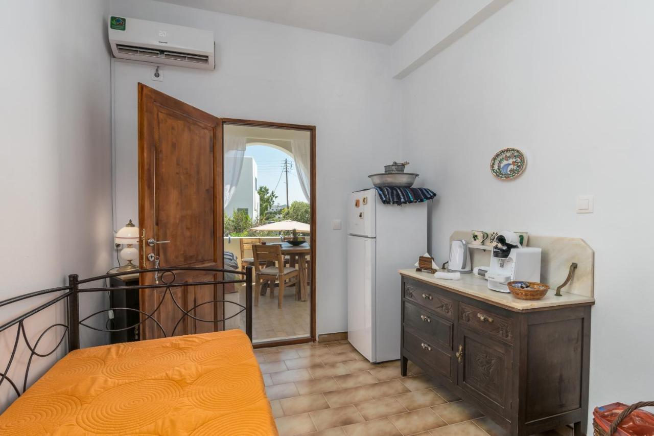 Grandpa'S Yard Apartman Adámasz Kültér fotó